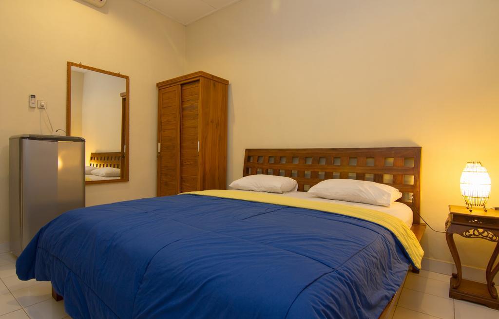 Pondok Nuri Homestay Санур Екстер'єр фото