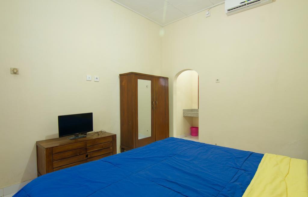 Pondok Nuri Homestay Санур Екстер'єр фото