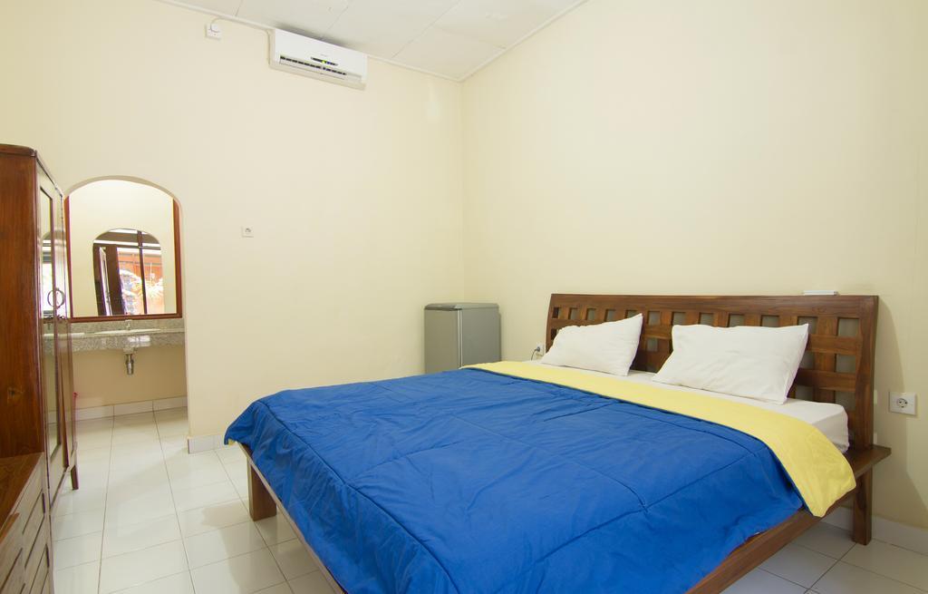 Pondok Nuri Homestay Санур Екстер'єр фото